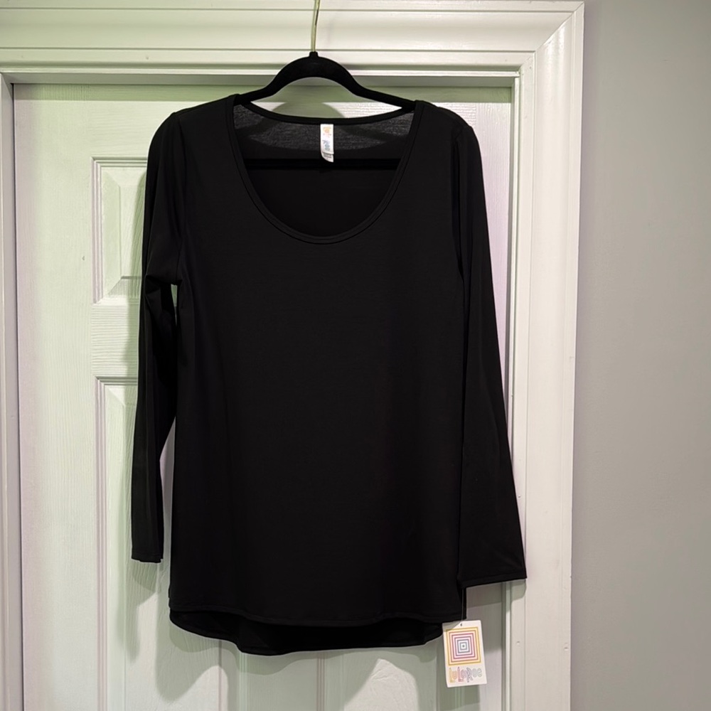 LuLaRoe Black Fitted Blouse with Long Sleeves